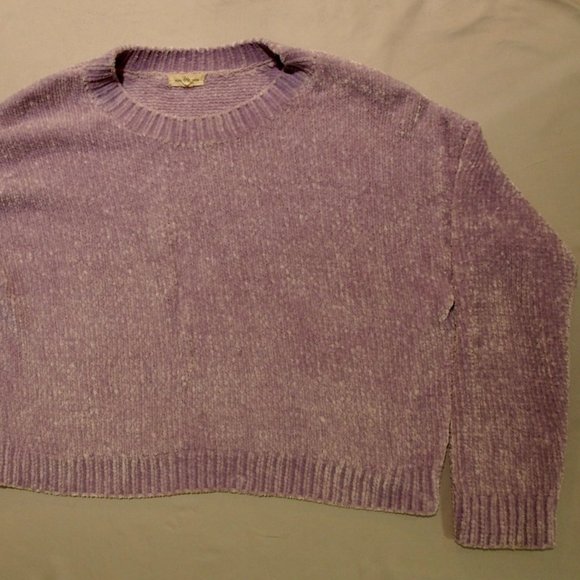 Urban Outfitters Sweater - Picture 1 of 2